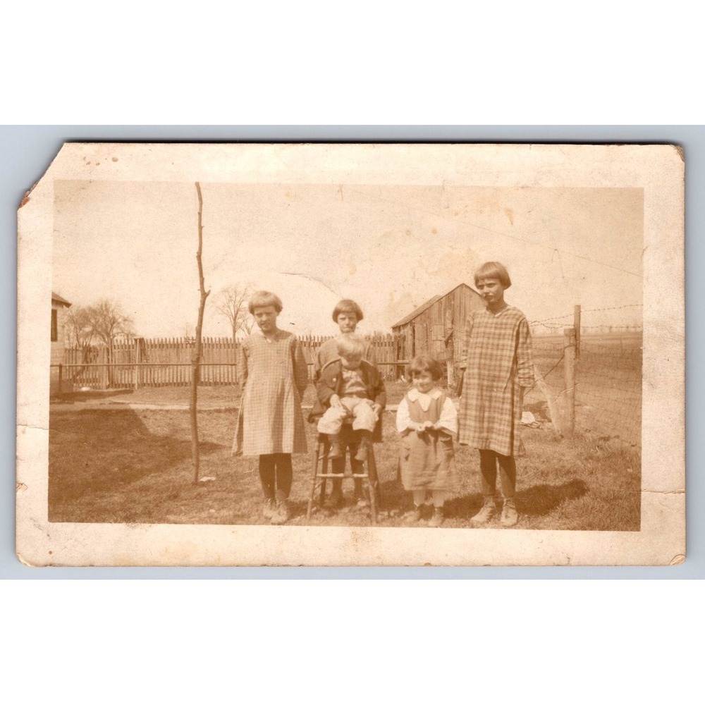 Four Children 1928 Snapshot Photograph Georgia Rural Group Portrait Americana